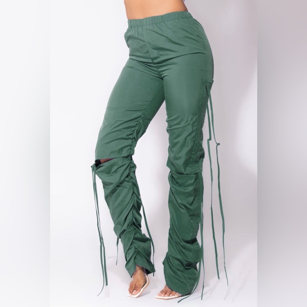 Green Sorella boutique pants - Med fit